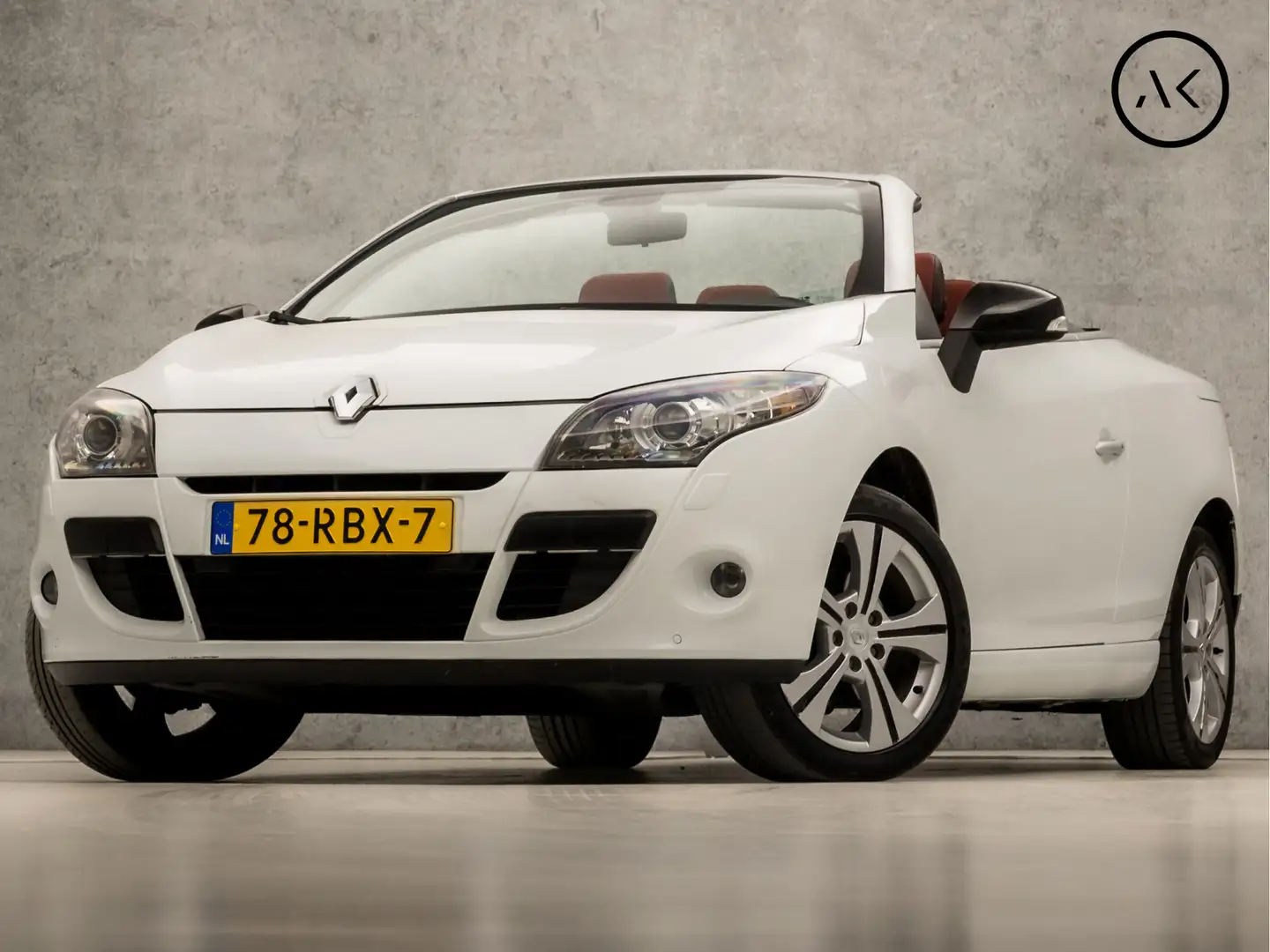 Renault Megane Coupé-Cabriolet 1.4 TCE Sport (PANORAMADAK, NAP, N Wit - 1