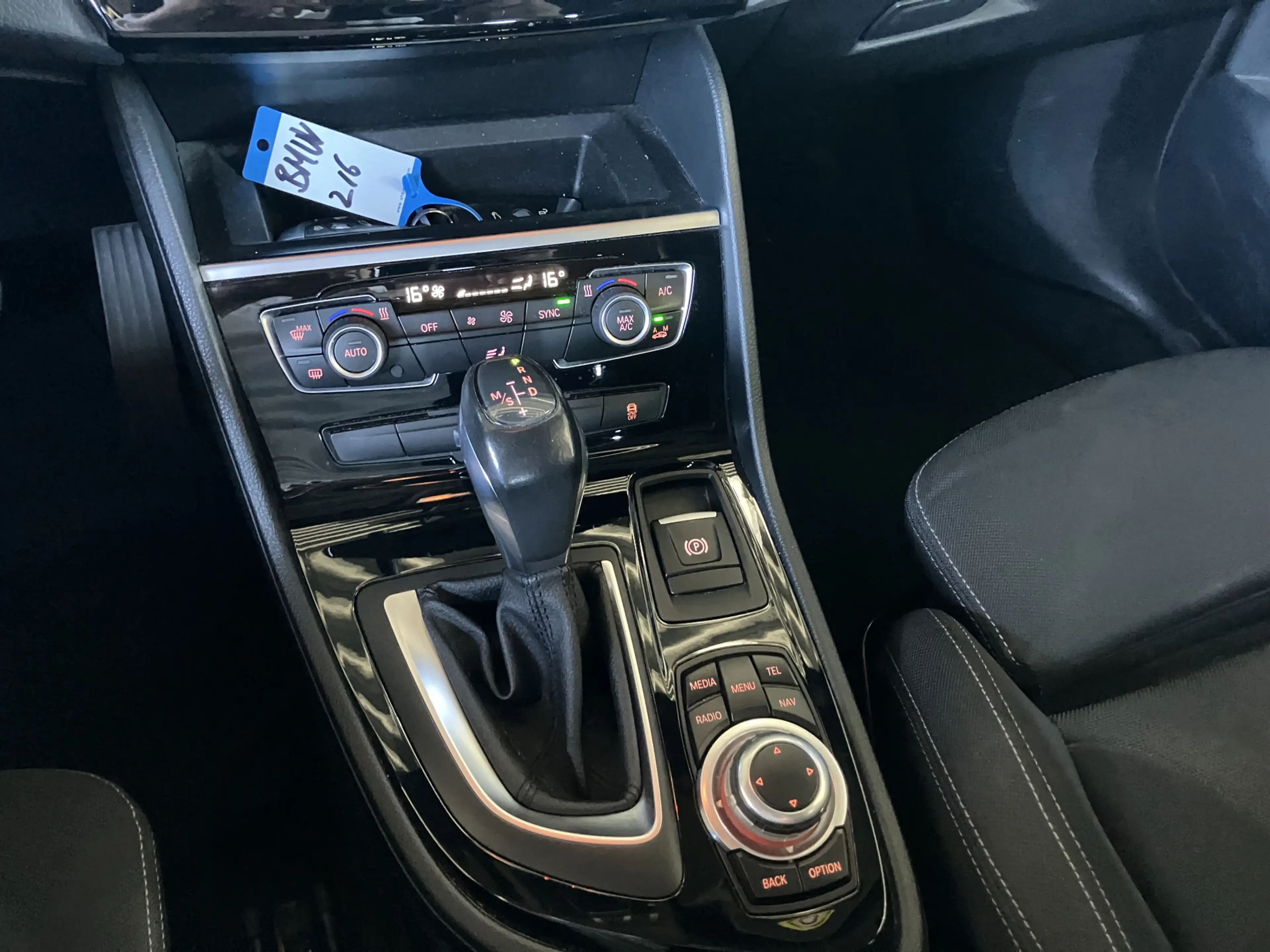 BMW 216 2-serie Active Tourer 216d XENON-LED-AHK — photo 8