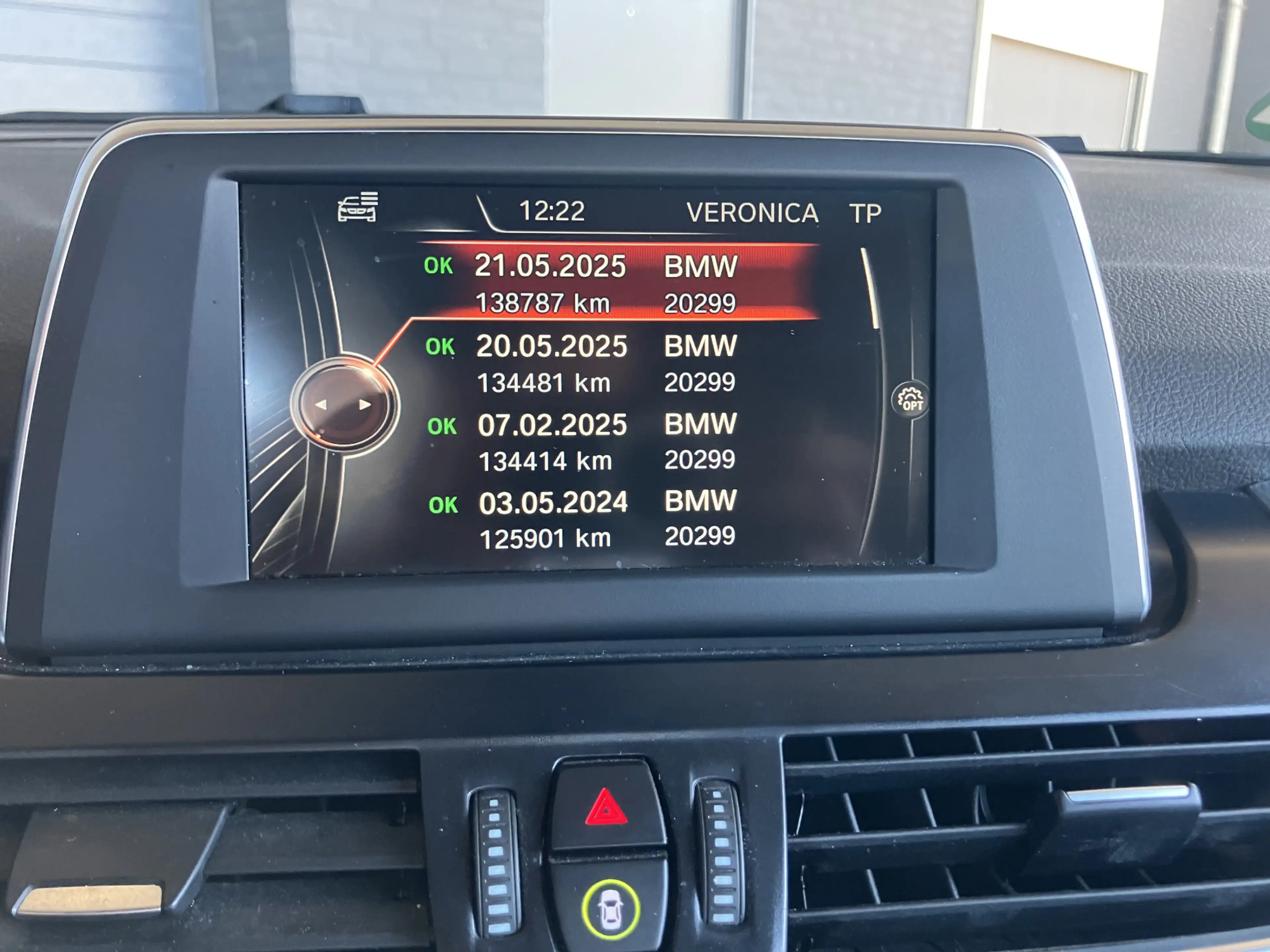 BMW 216 2-serie Active Tourer 216d XENON-LED-AHK — photo 12