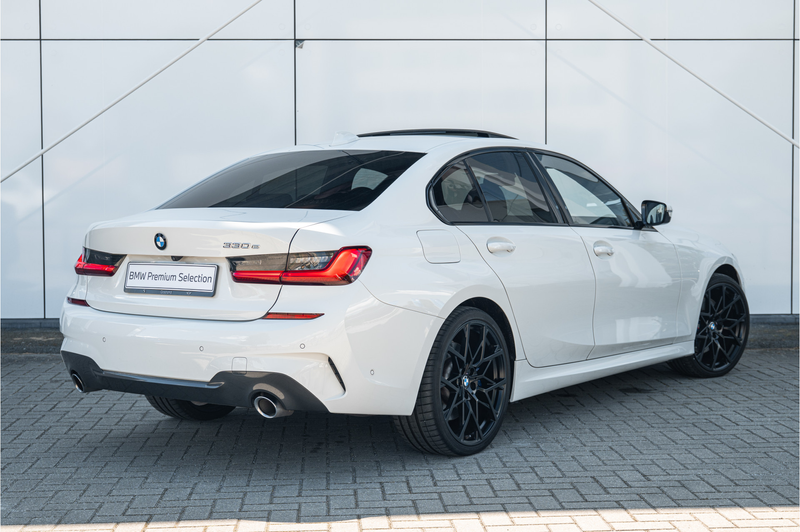 BMW 330 3 Serie 330e M Sport Automaat / Schuif-kanteldak / — photo 2