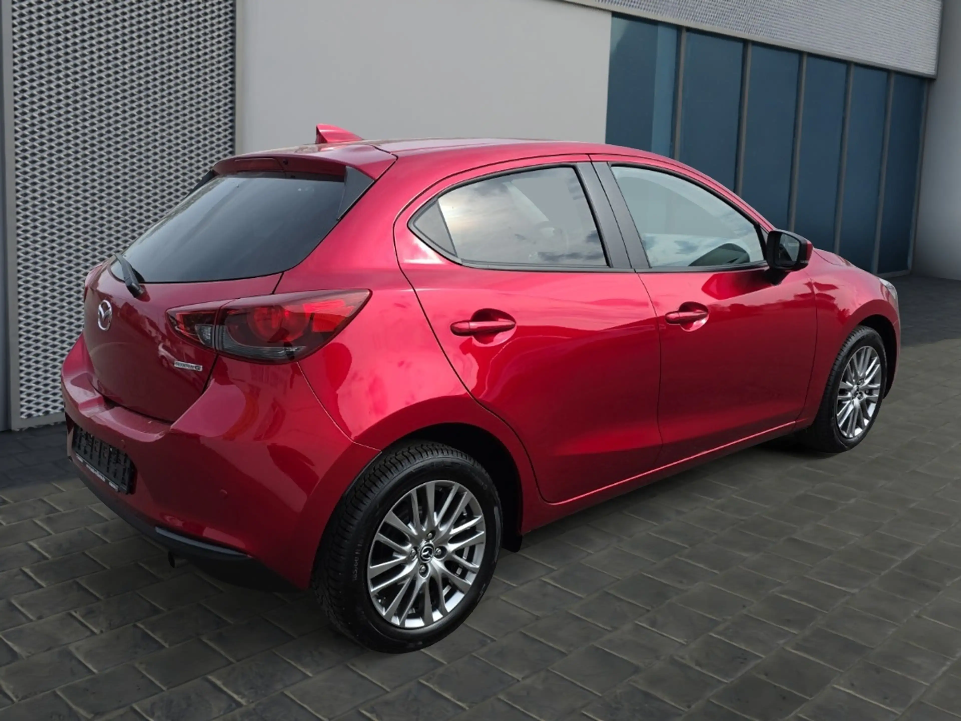Mazda 2 SKYACTIV-G 90 M Hybrid — photo 5