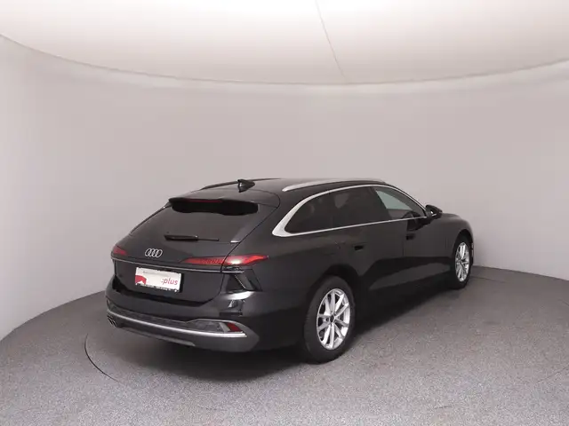 Audi A6 view 4