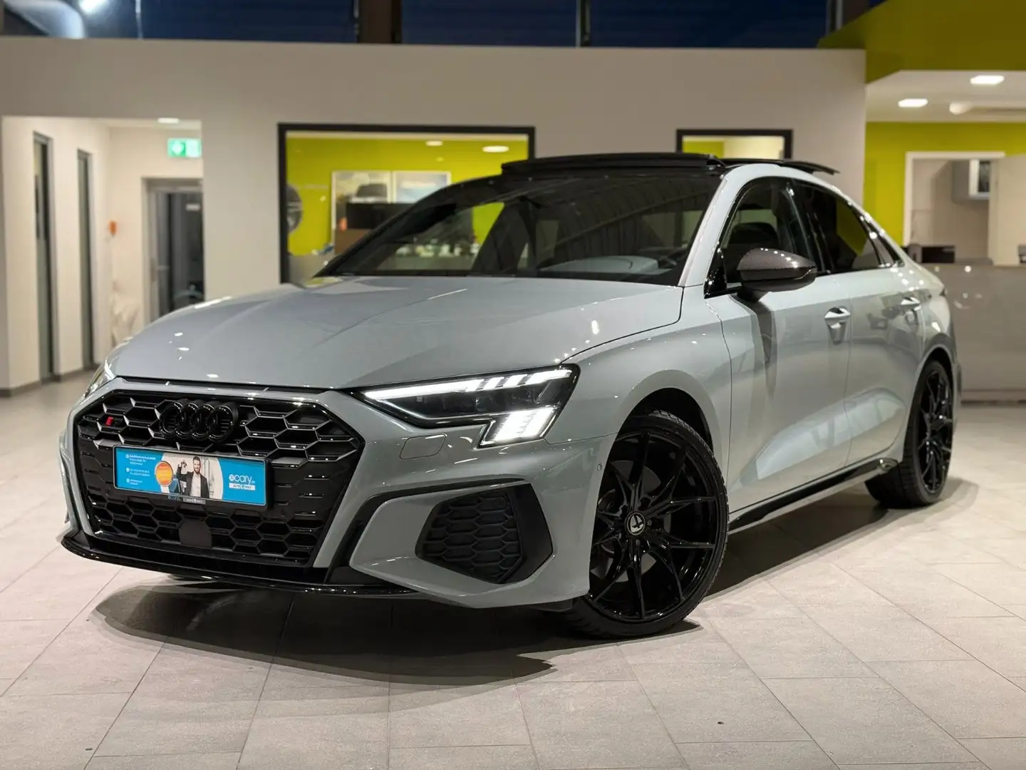 Audi S3 Lim. 2.0 TFSI quattro *Carbon*Pano*Kamera* Gris - 1