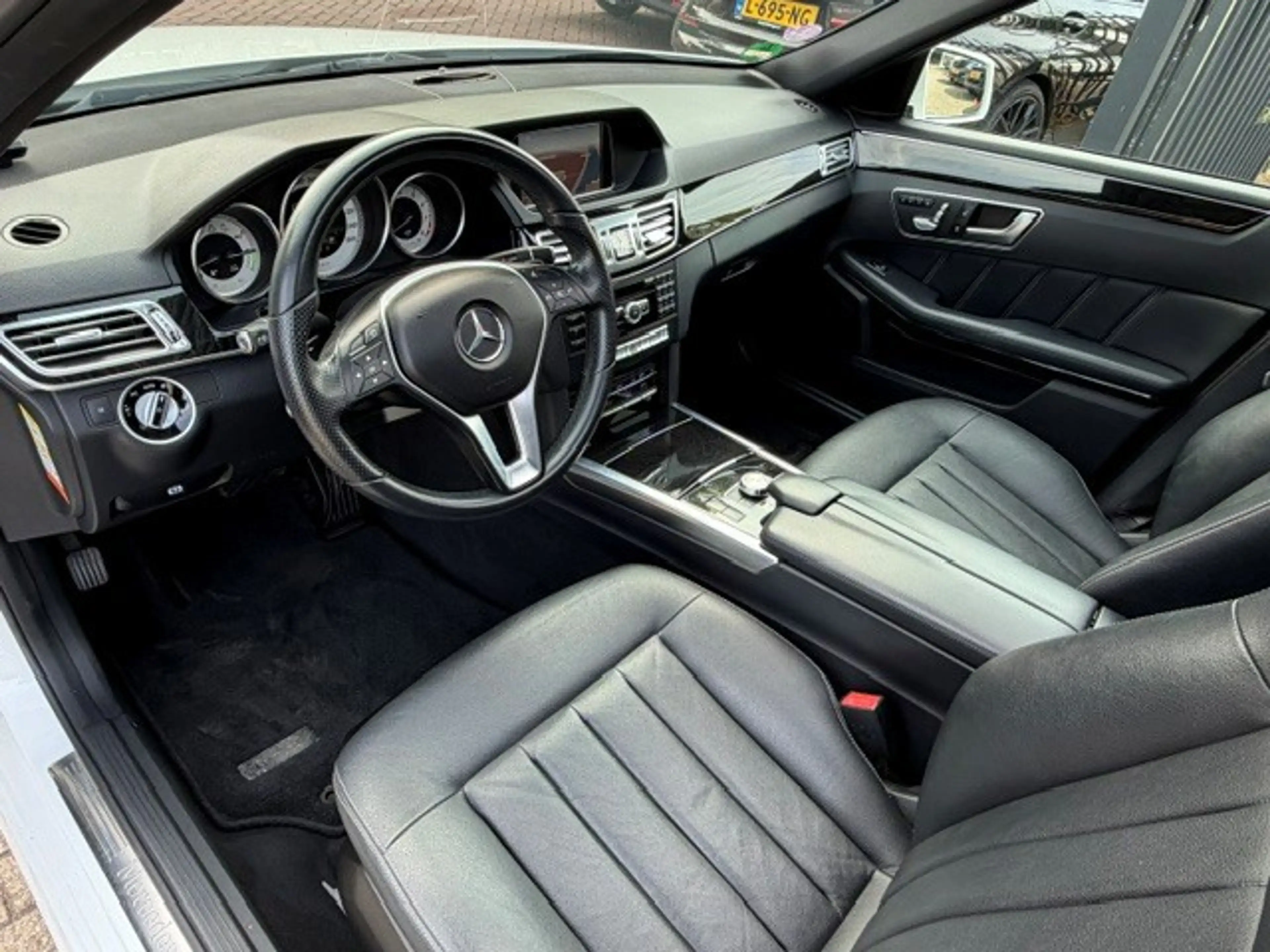 Mercedes-Benz E 400 Hybrid 4MATIC Prestige Elegance NIEUWSTAAT BOMVOLL — photo 14