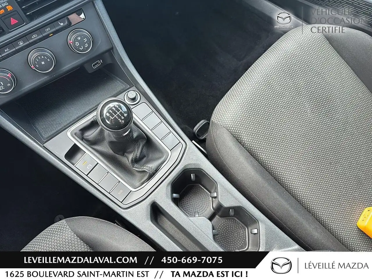 Volkswagen Jetta снимка Volkswagen Jetta
