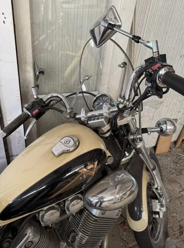 Yamaha XV 535