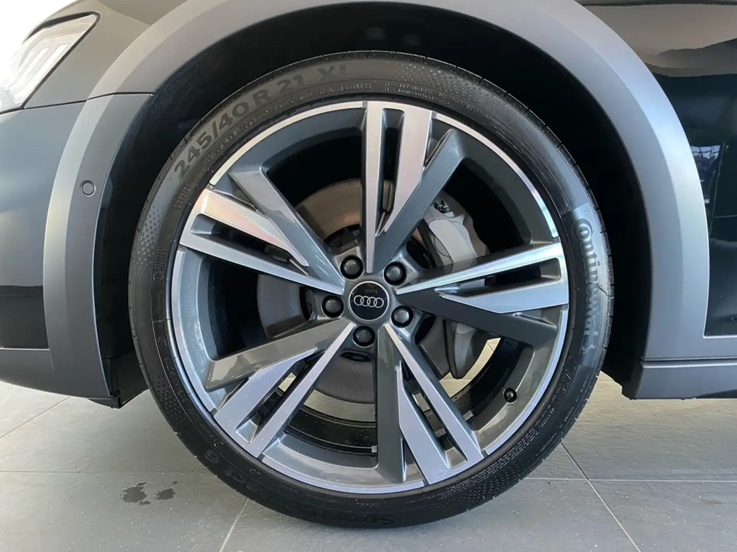 Audi A6 allroad quattro 55 TDI SALE+PANO+HUD+AHK+360°+STHZG Negro - 2