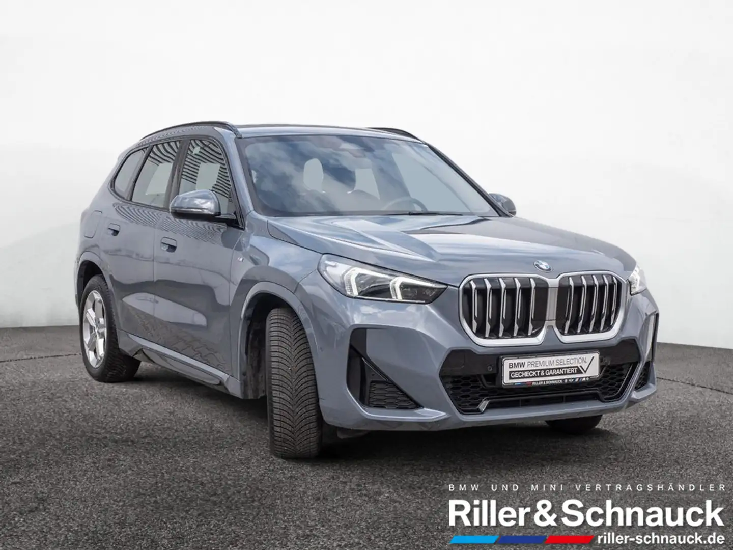 BMW X1 sDrive 18i M-Sport AHK+HK+ACC+KAM+MEM Grau - 2