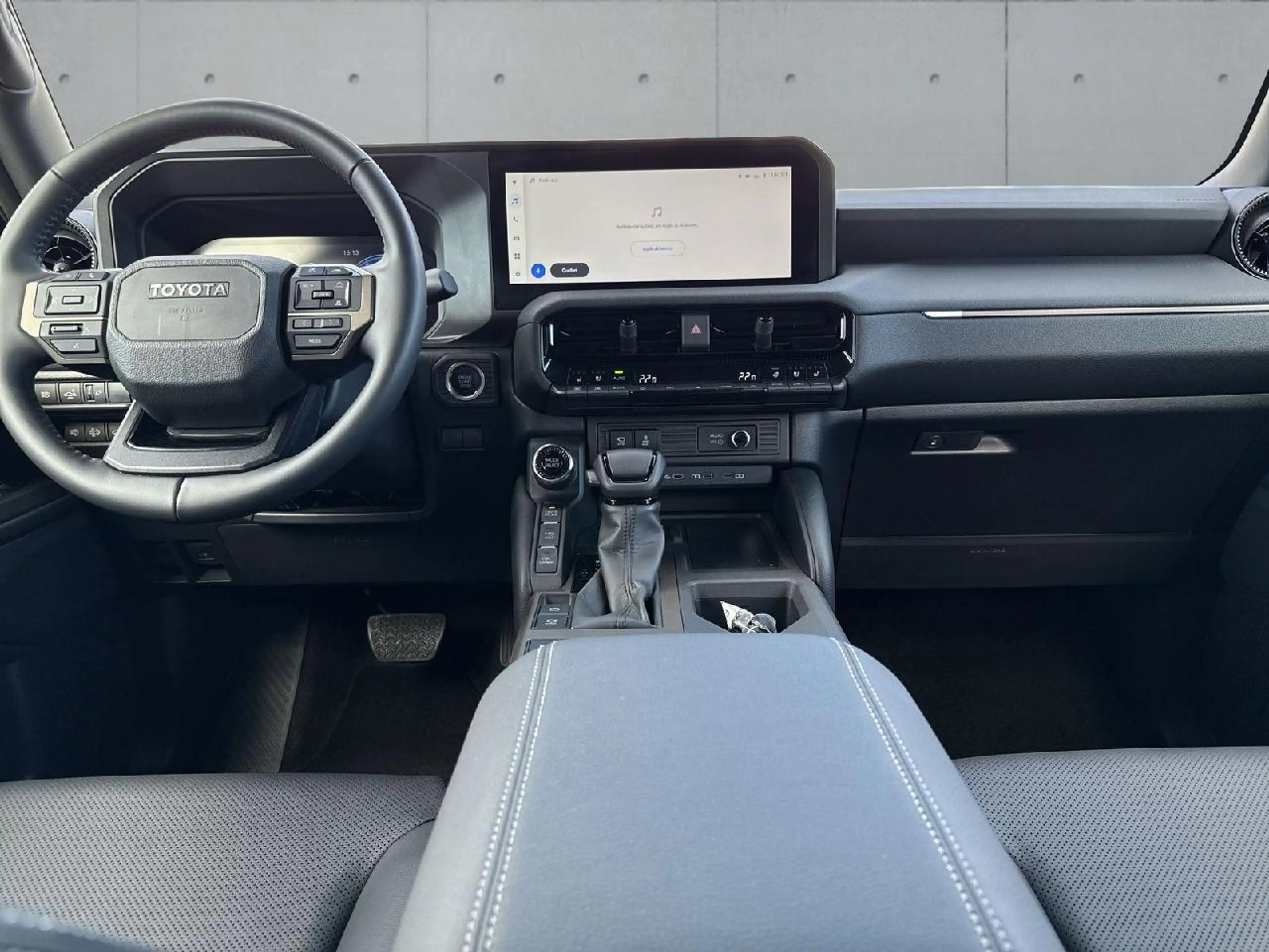 Toyota Land Cruiser 2,8 D-4D 151 kW AWD Executive — photo 11