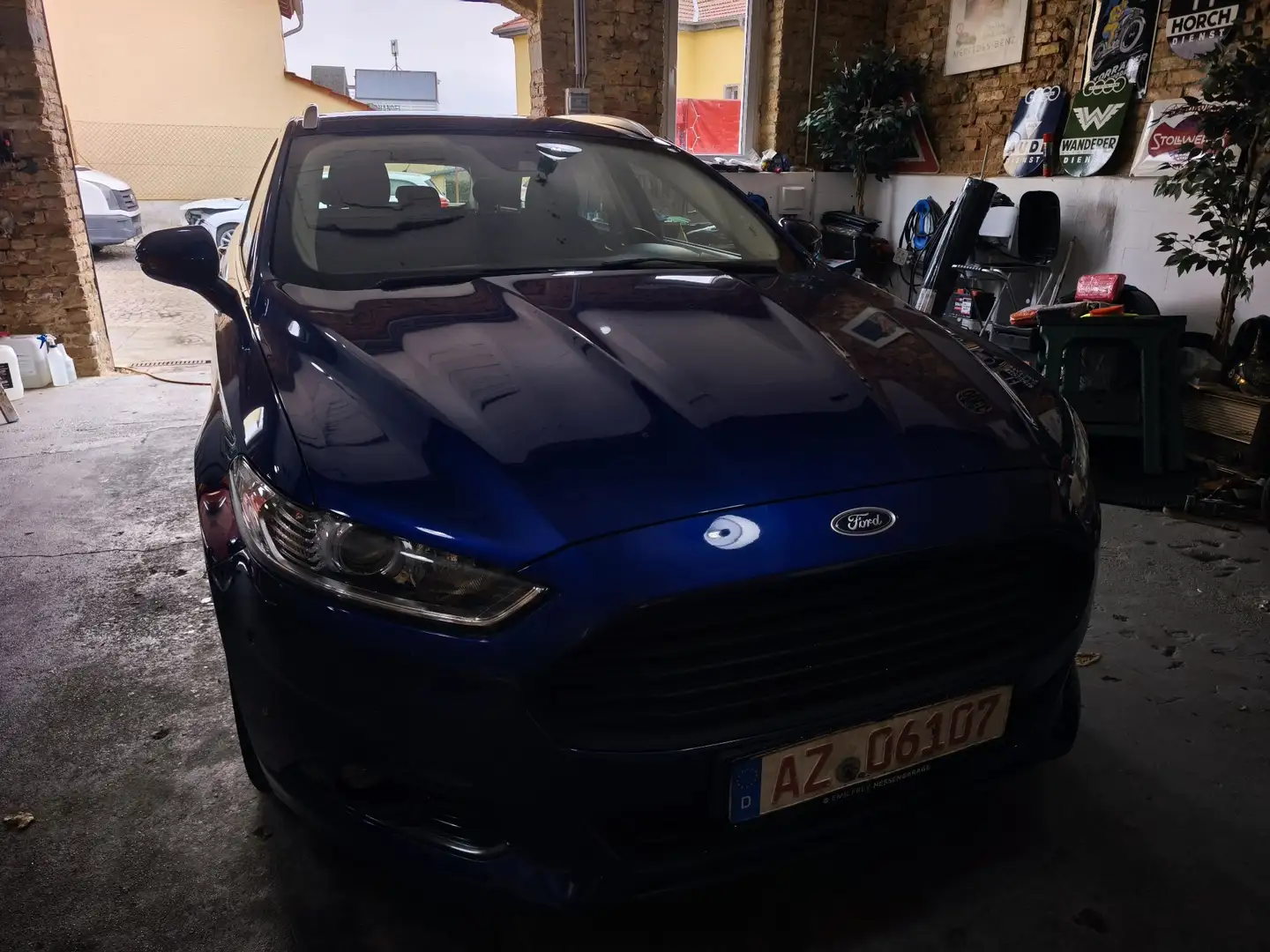 Ford Mondeo Mondeo Turnier 2.0 TDCi PowerShift-Aut Titanium Blau - 2