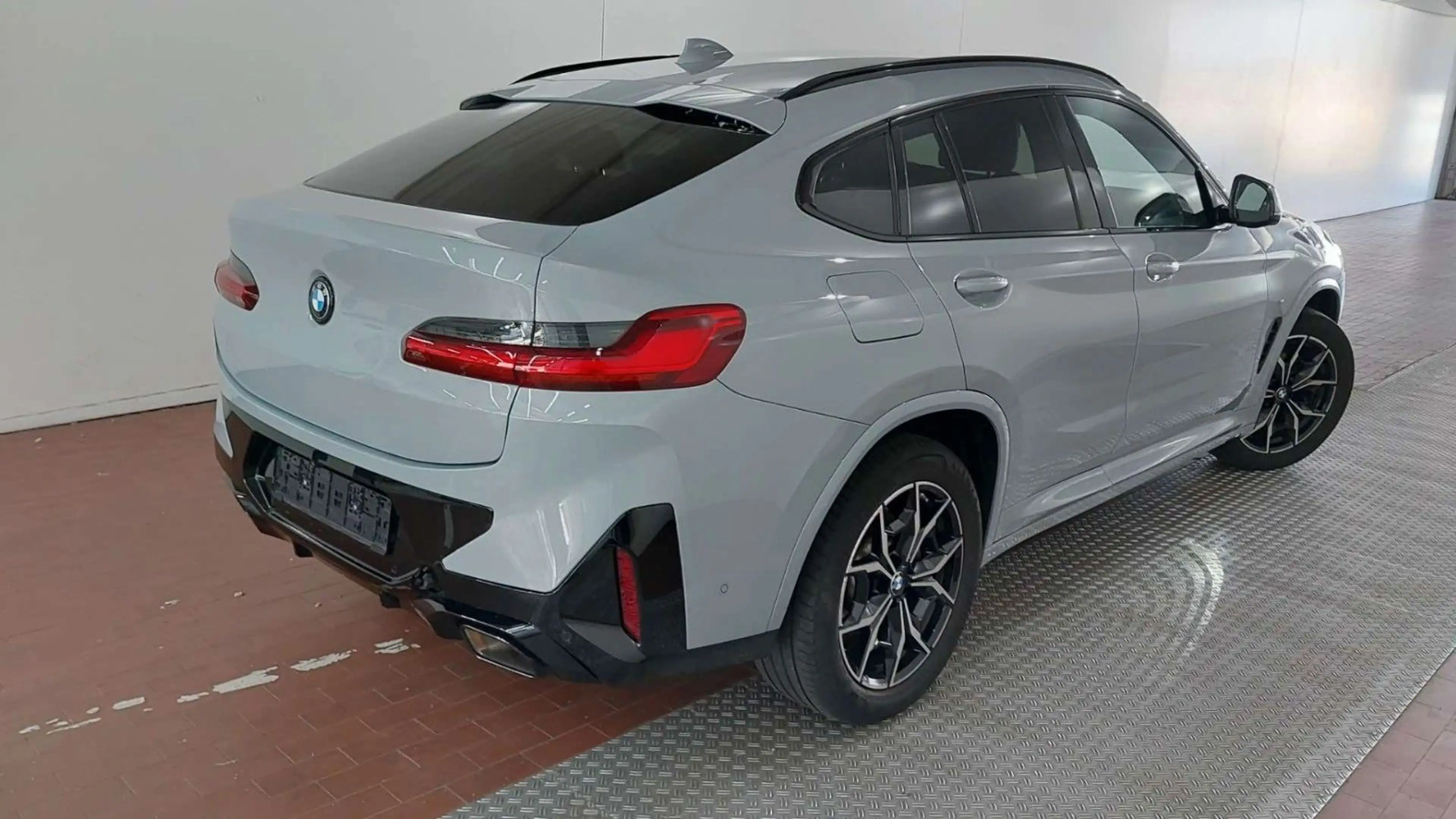 BMW X4 xDrive 20 d M Sport /LEDER /KAMERA /ACC / 1HA — photo 4