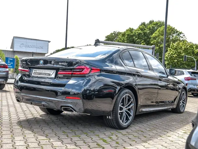 BMW 5 Series view 2