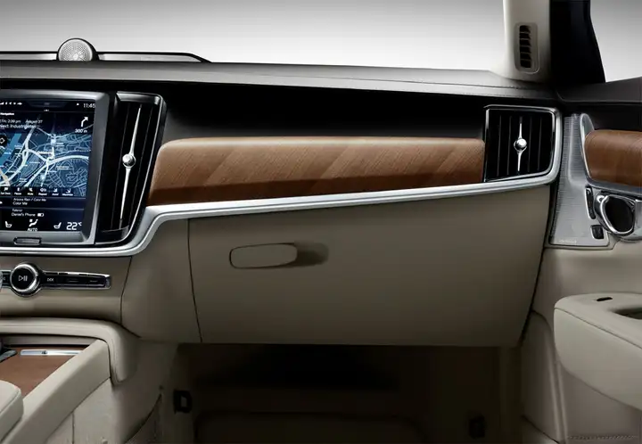 Volvo S90 2018, foto 47