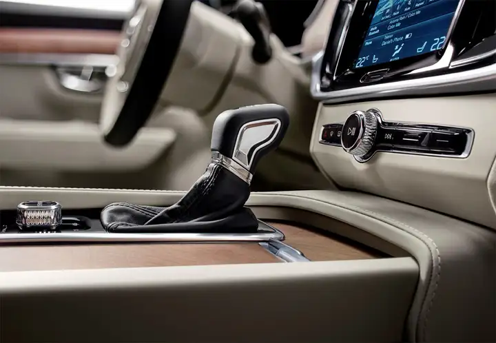 Volvo S90 2018, foto 45