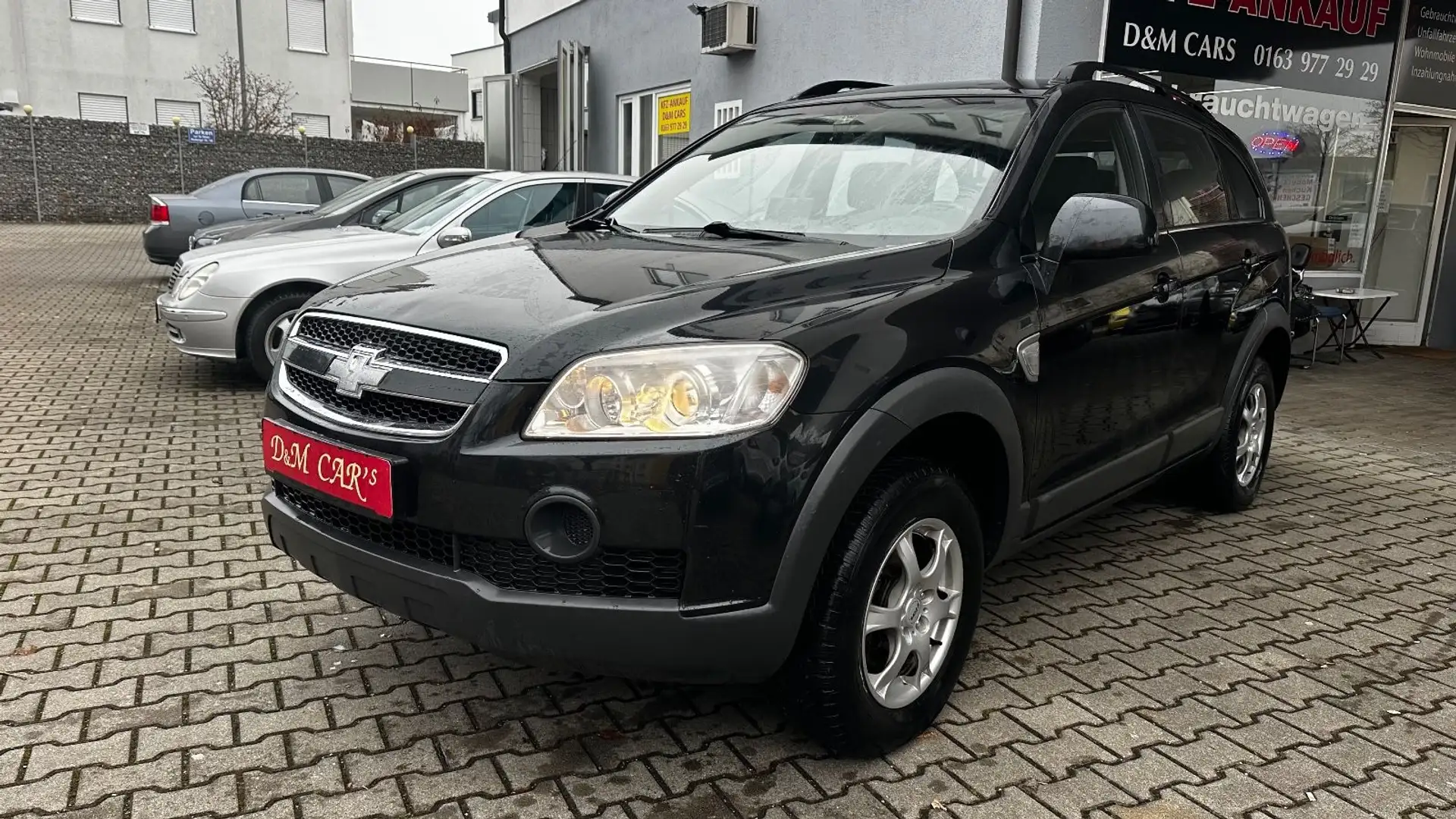 Chevrolet Captiva 2.4 LS 2WD(TÜV,11,2027)NAVI Schwarz - 1