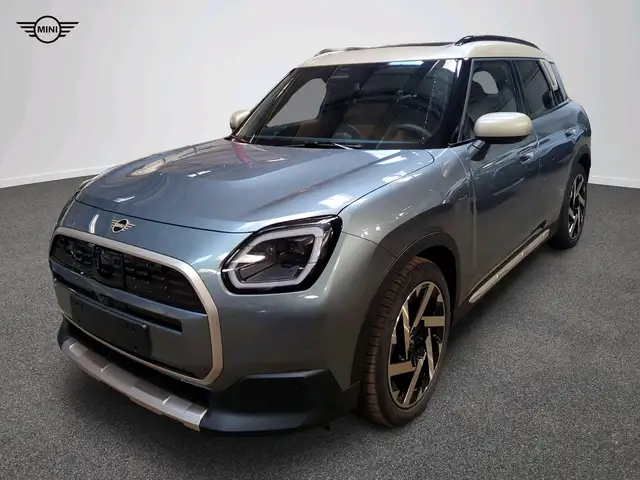 MINI Countryman E Favoured Trim