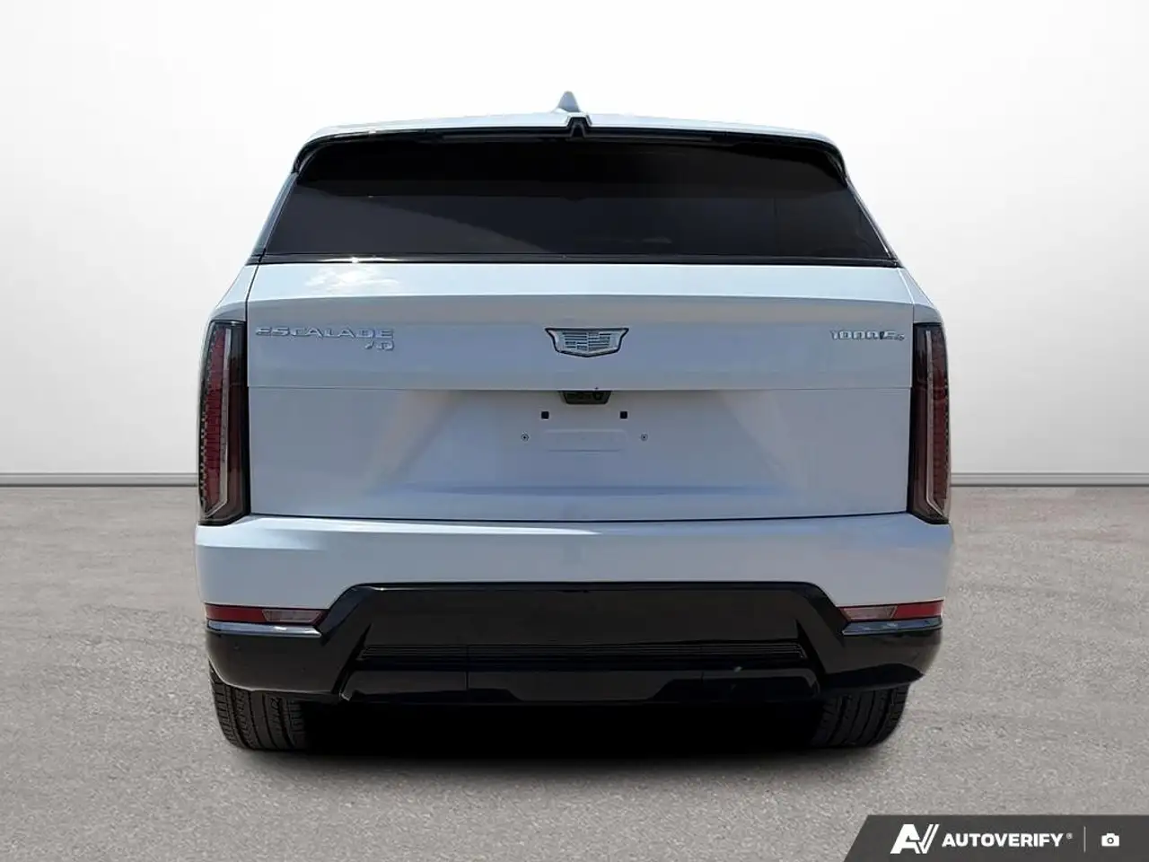Cadillac Escalade снимка Cadillac Escalade