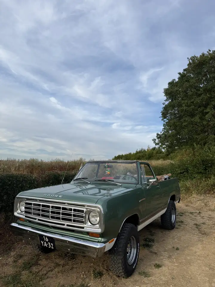 Dodge Ramcharger Full Cabrio 4x4 318cui V8 1976, foto 2