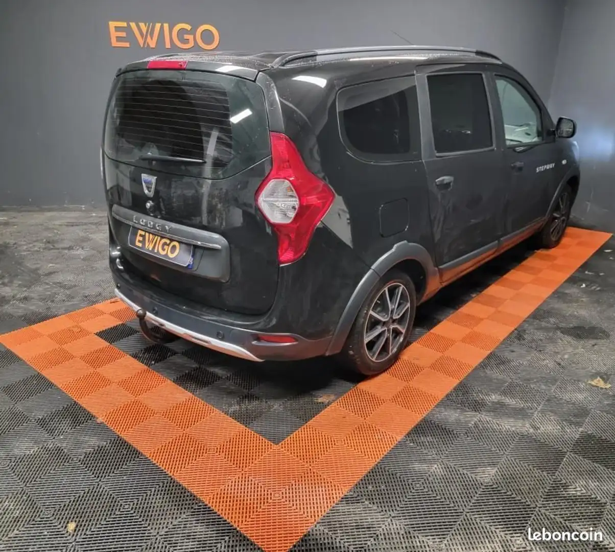 Dacia Lodgy 1.2 TCE 115ch SILVER LINE SIEGES CHAUFFANTS Schwarz - 2