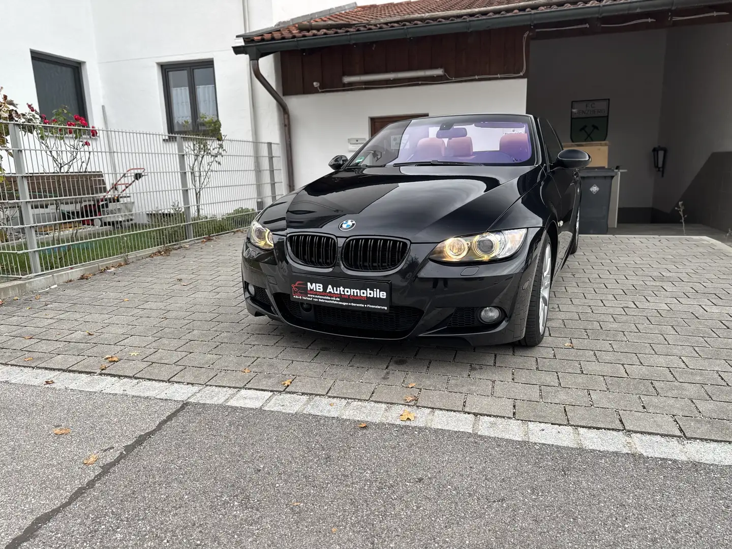 BMW 335 335i Cabrio Aut. M-Paket ab Werk, ACC,MFL,Navi Noir - 2