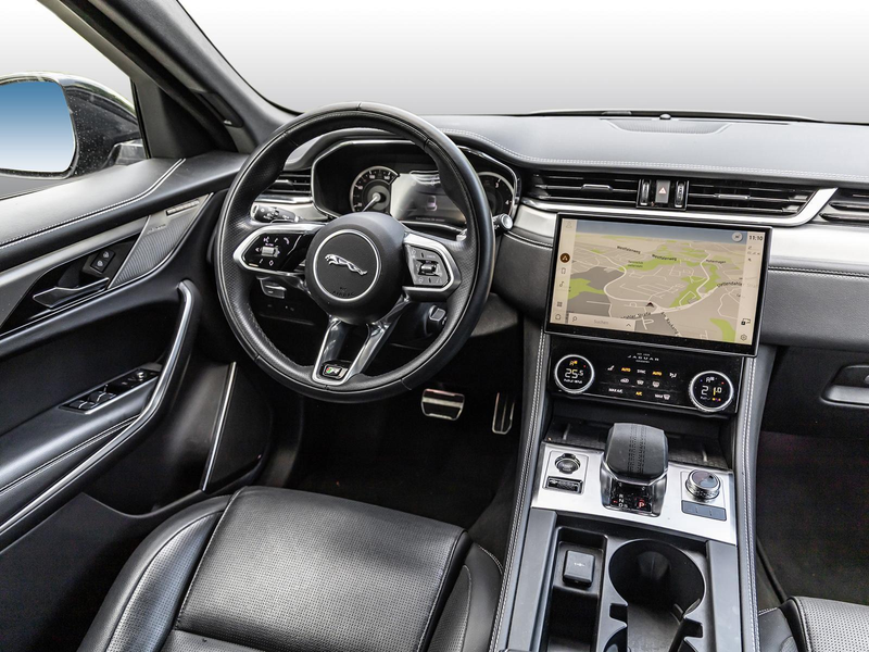 Jaguar F-Pace D200 R-Dynamic SE AWD NAVI WINTER-PAKET — photo 4