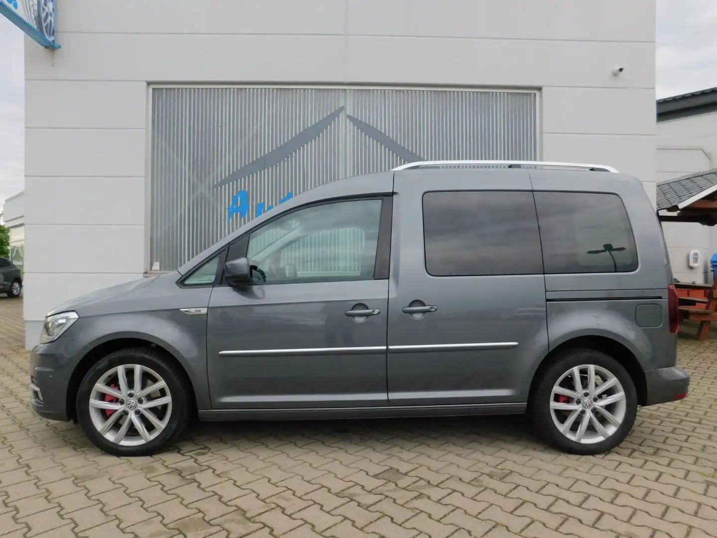 Volkswagen Caddy 2.0 TDI DSG Highline Xenon/Navi/Teilleder Grey - 2
