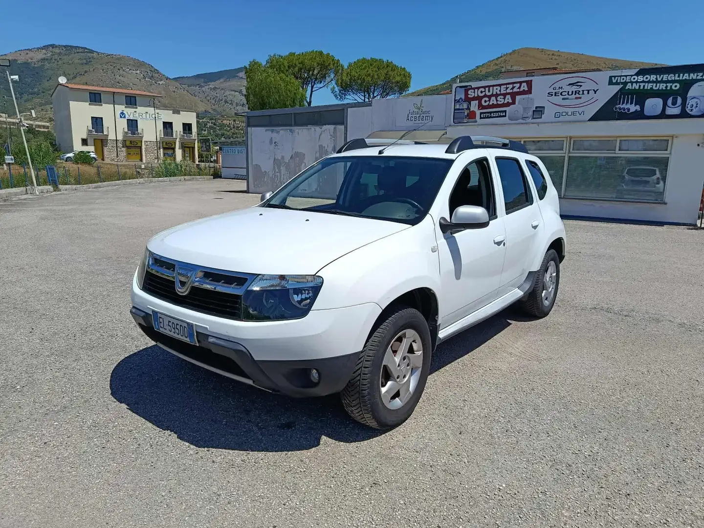 Dacia Duster 1.5 DCi 4x4 Laureatè Blanc - 1