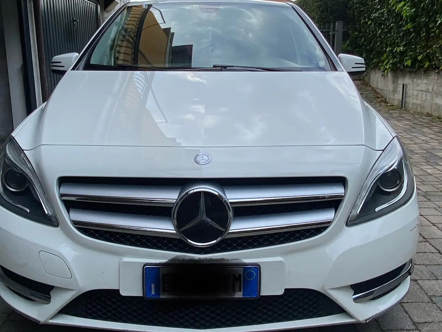 Mercedes-Benz B 180 Premium Bianco - 1