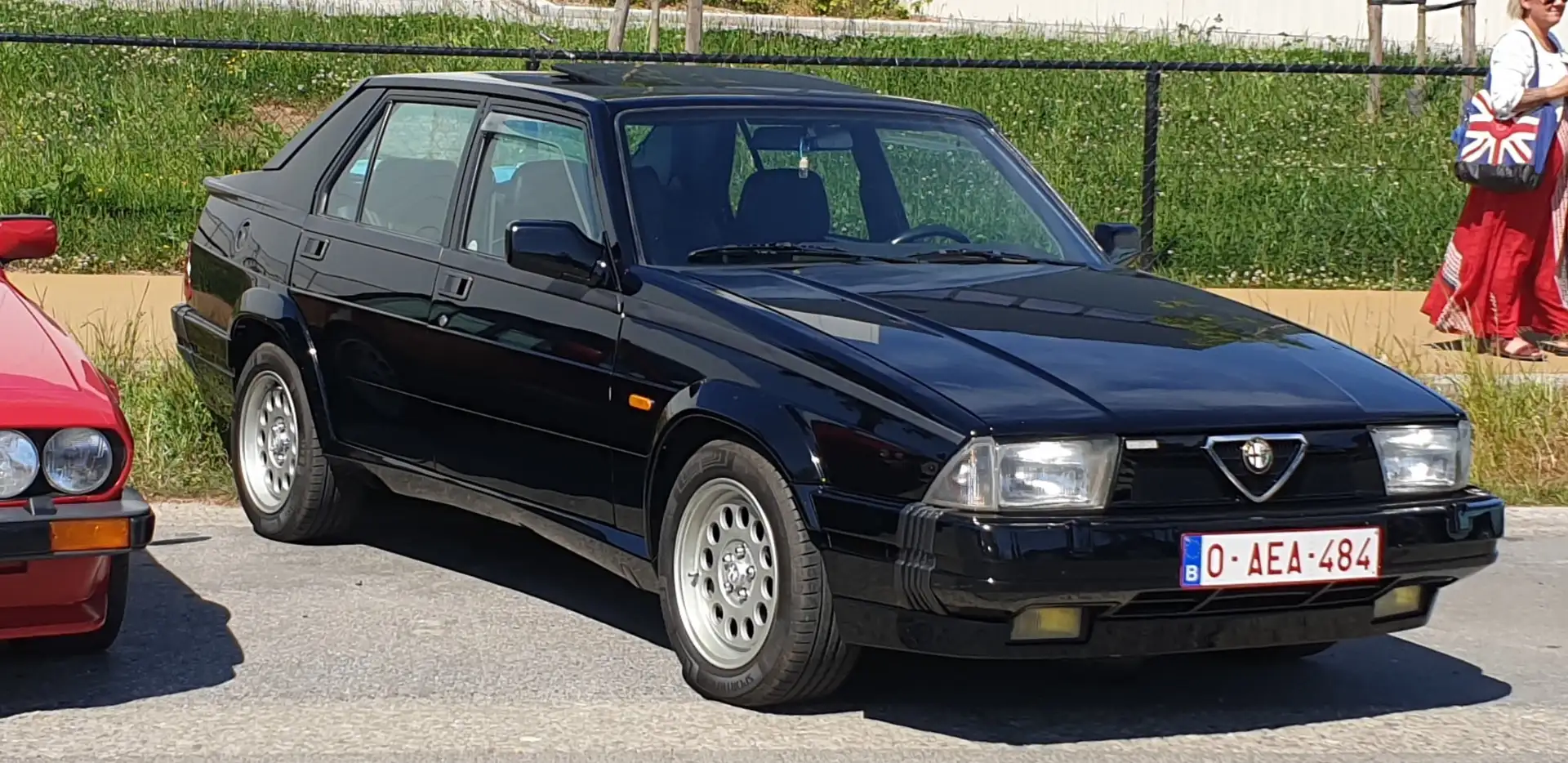 Alfa Romeo 75 3.0 V6 America Negro - 1