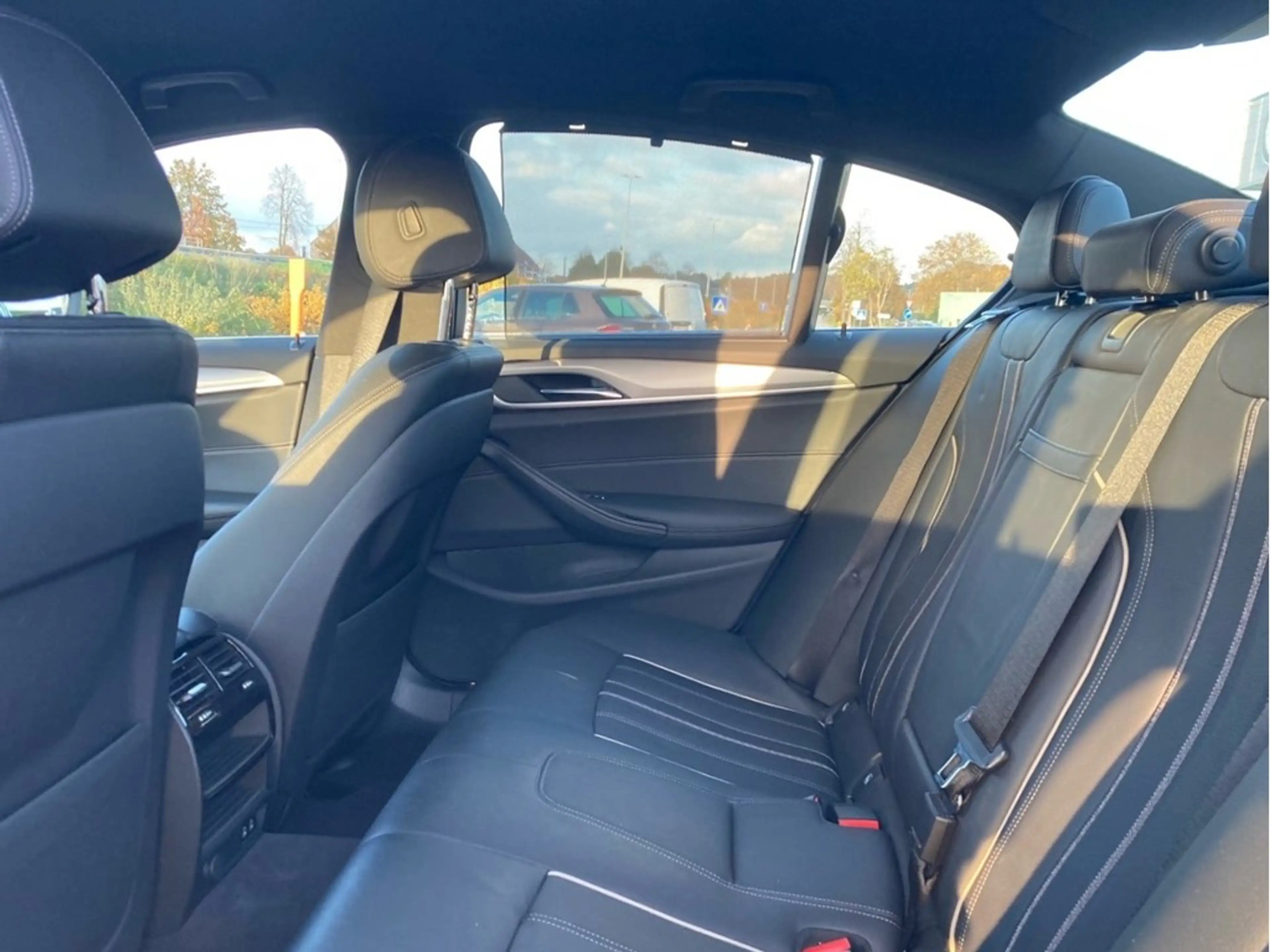BMW 518 Berline 2.0D 136pk Automaat ! — photo 8