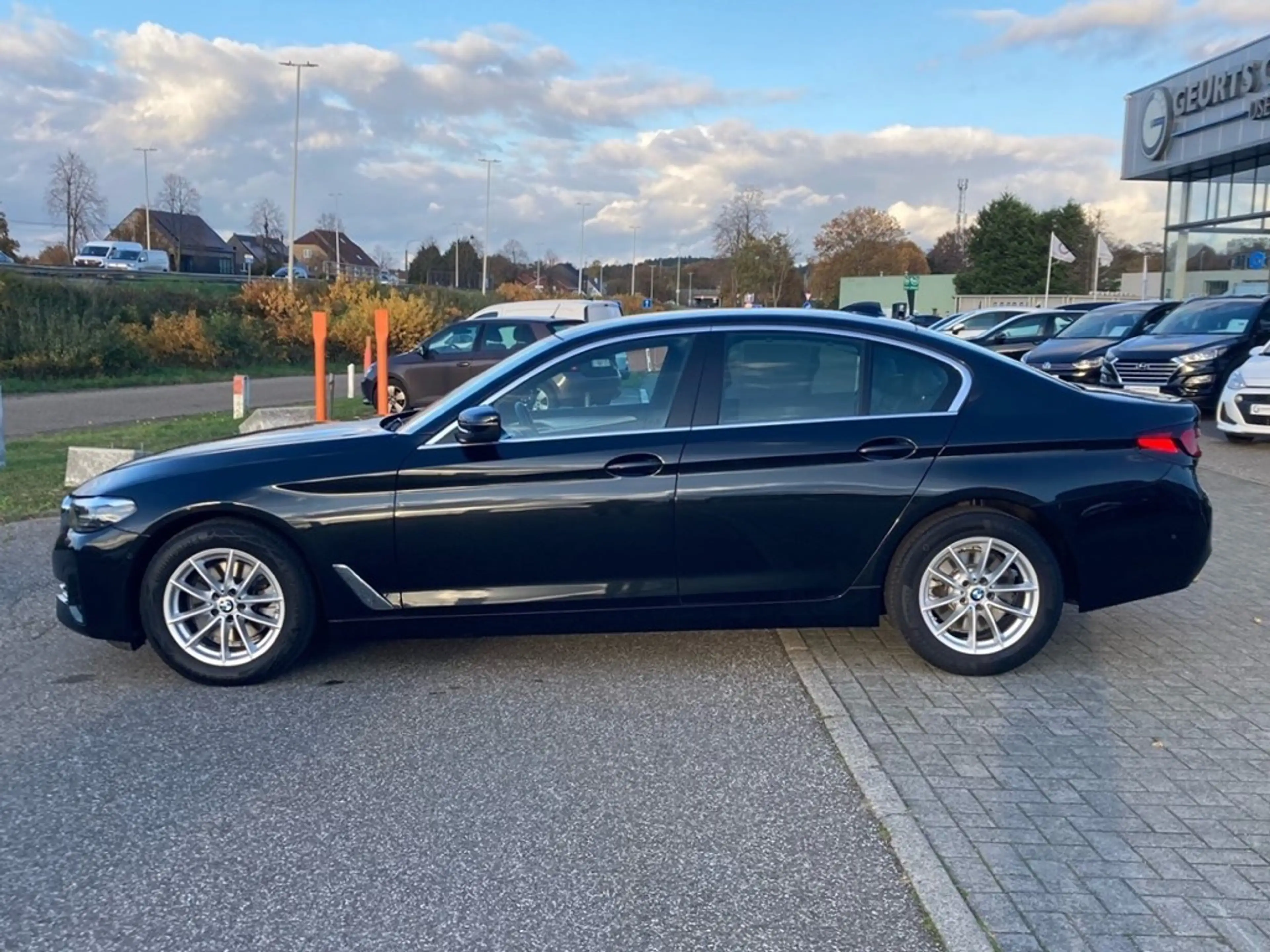 BMW 518 Berline 2.0D 136pk Automaat ! — photo 4