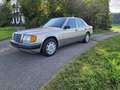 Mercedes-Benz E 300 W124 300E Argent - thumbnail 2