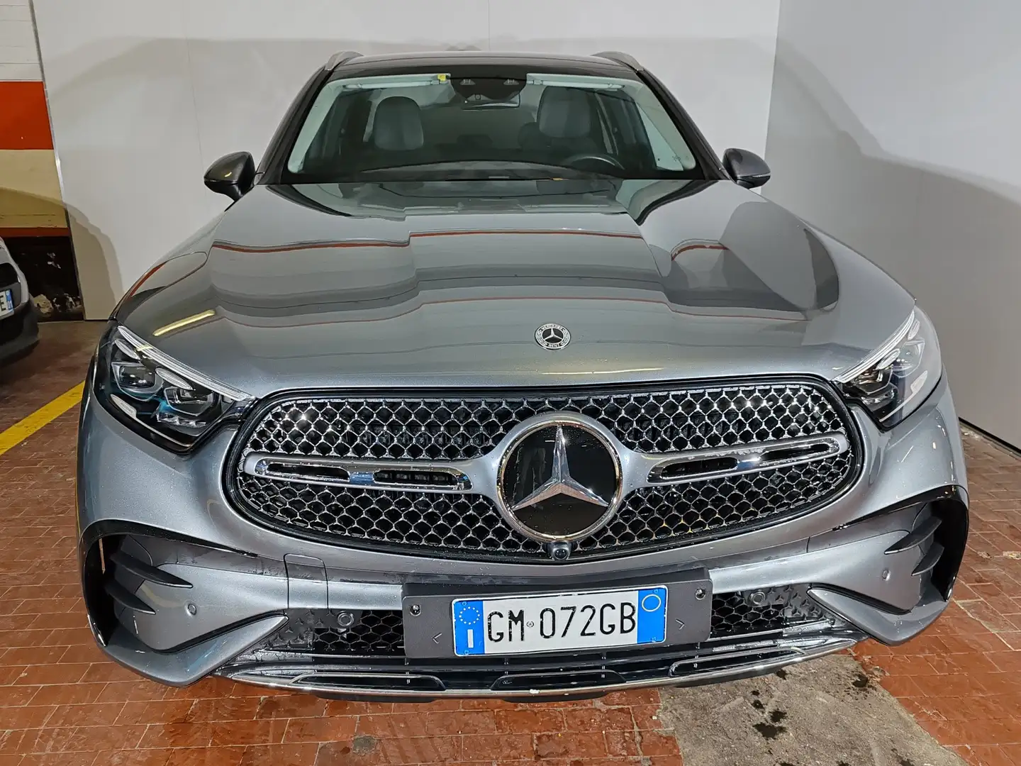 Mercedes-Benz GLC 220 d MHEV (Hybrid 48V) AMG Advanced 4Matic Auto Grigio - 2