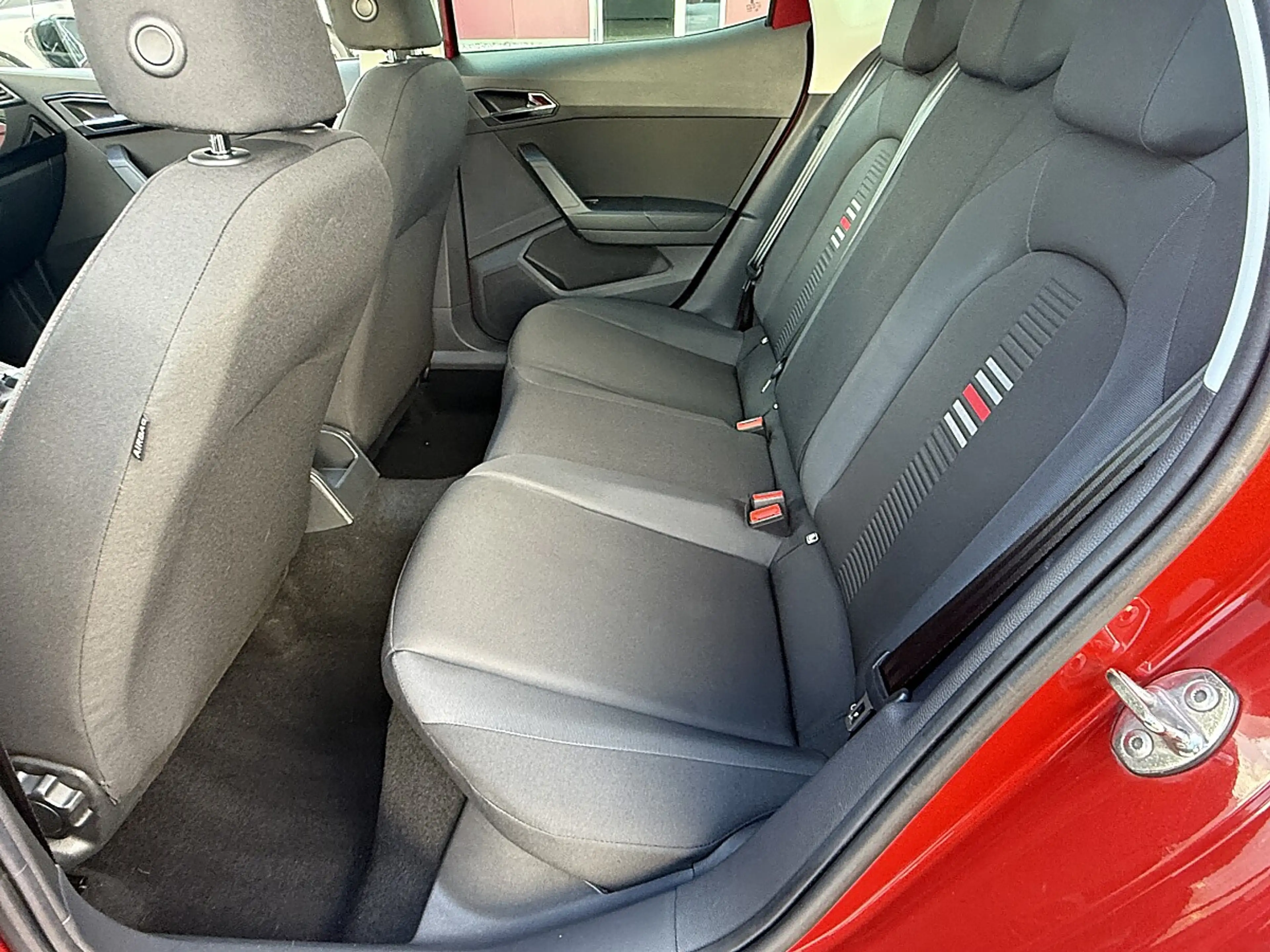 SEAT Ibiza 1.0 FR Pickerl NEU! — photo 13