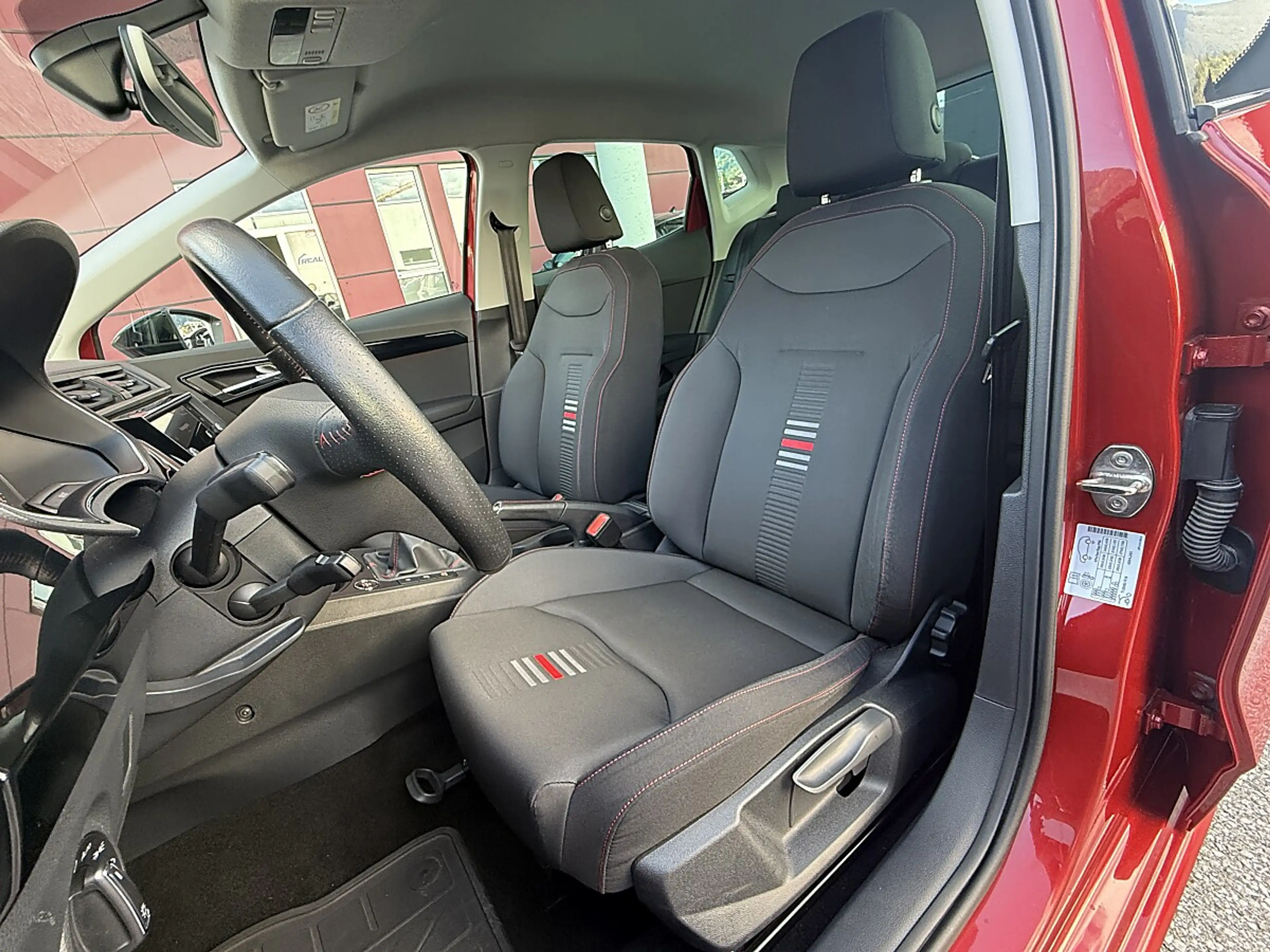 SEAT Ibiza 1.0 FR Pickerl NEU! — photo 12