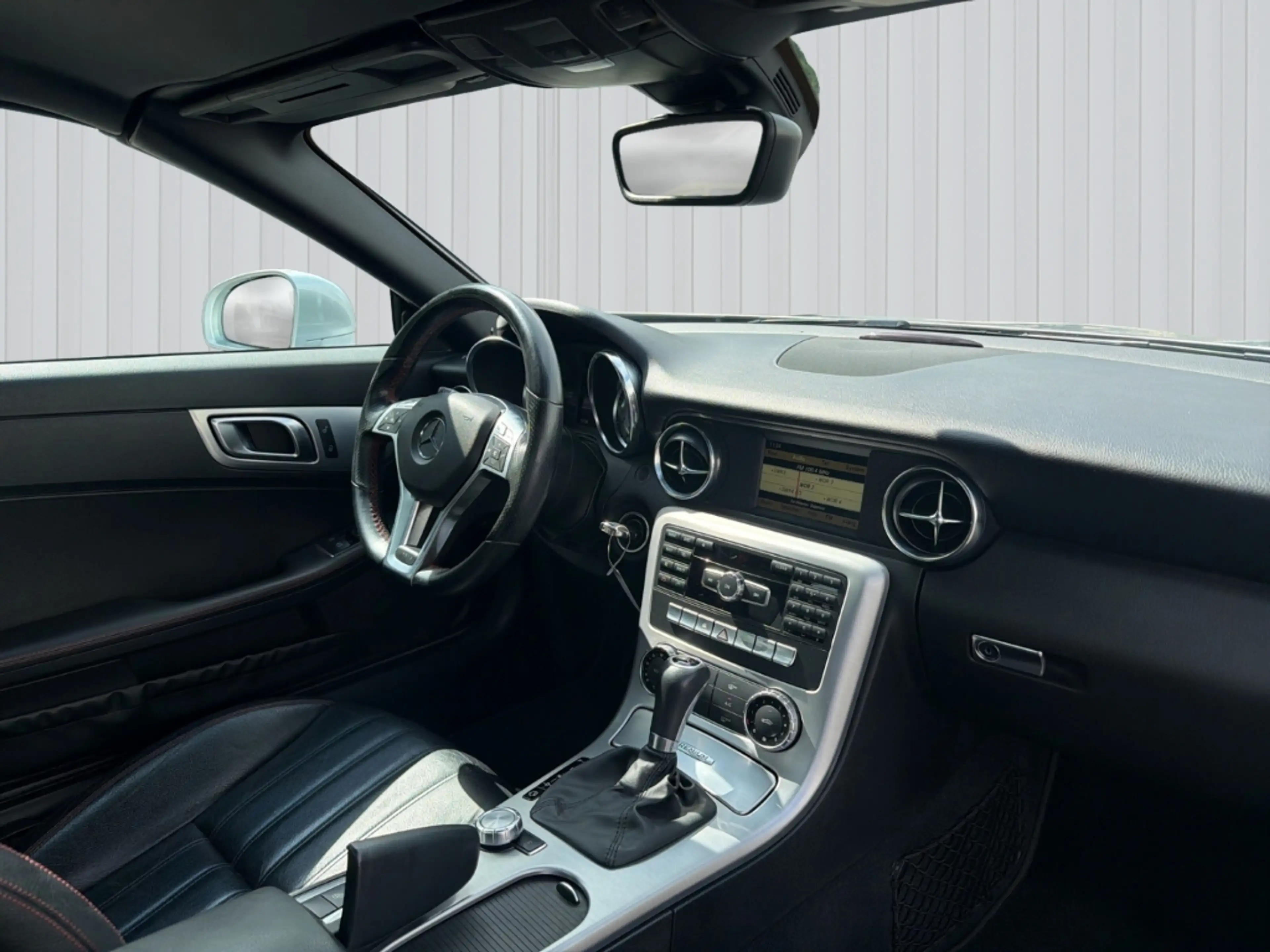 Mercedes-Benz SLK 250 Roadster BlueEFFICIENCY Automatik Leder — photo 11