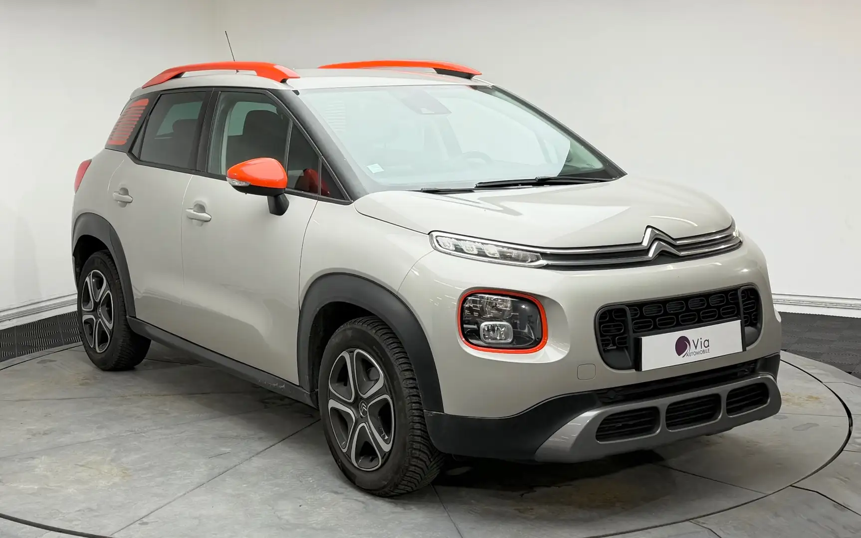 Citroen C3 Aircross BlueHDi 120 S\u0026amp;S EAT6 Feel Beige - 2
