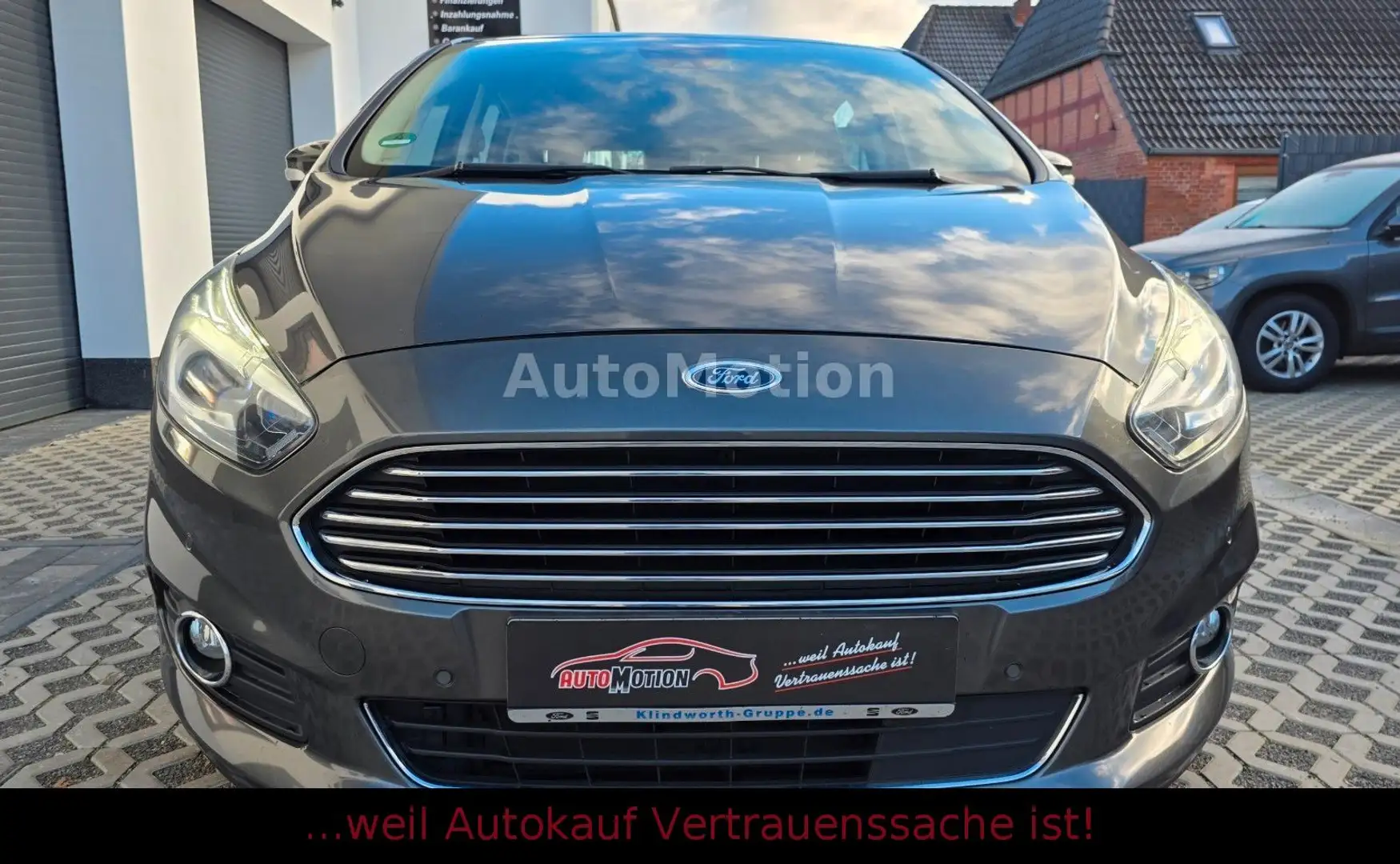 Ford S-Max 2.0 EcoBlue Titanium*TÜV & Reifen Neu*S-He Gris - 1