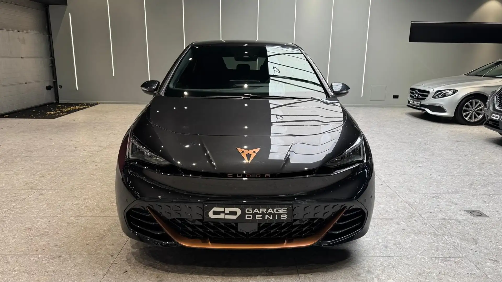 CUPRA Born Born 77 kWh eBoost**GPS+CAMERA**LED**GARANTIE** Zwart - 2