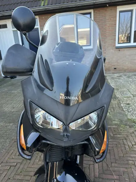 Honda Varadero - foto 6