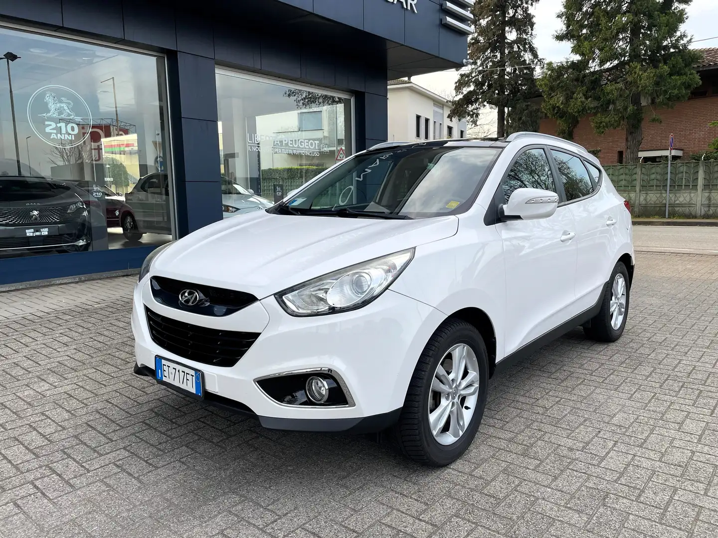 Hyundai iX35 ix35 2.0 crdi Comfort 4wd Bianco - 1