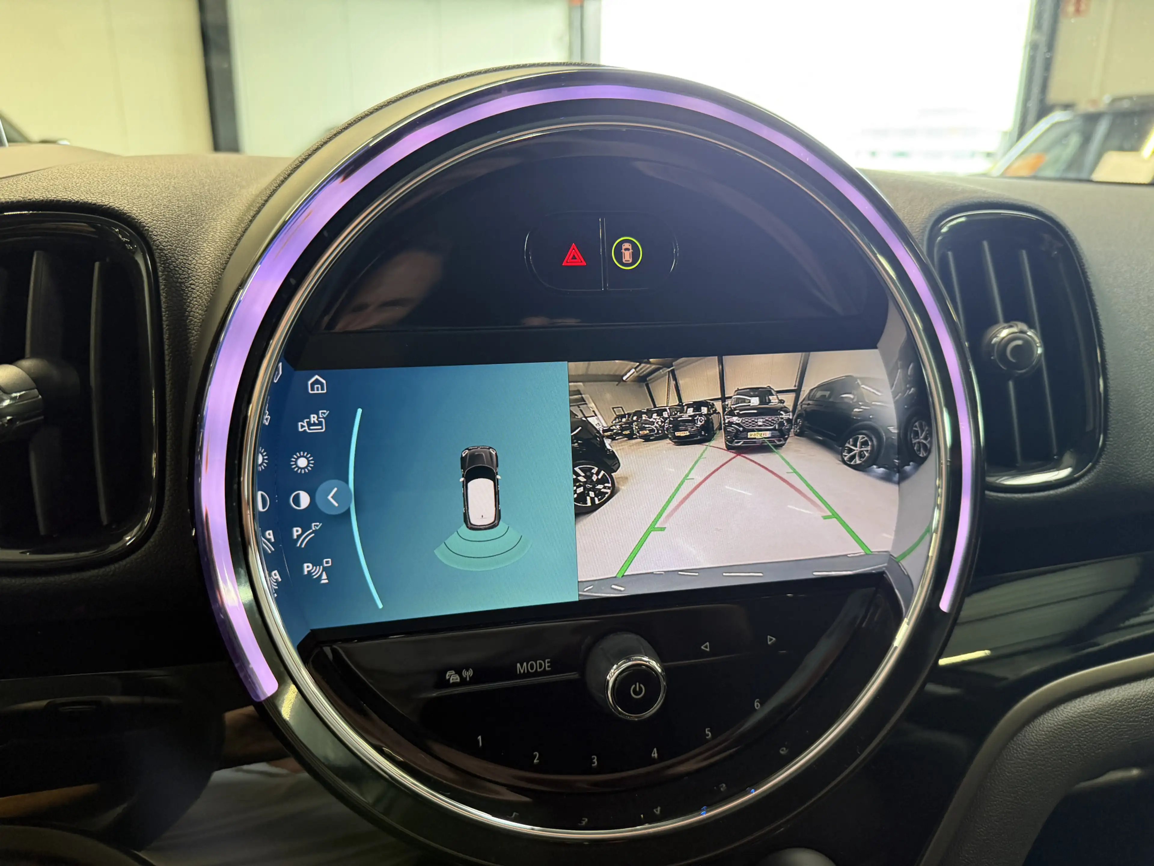 MINI Cooper SE Countryman 2.0 ALL4 Camera/Apple — photo 10