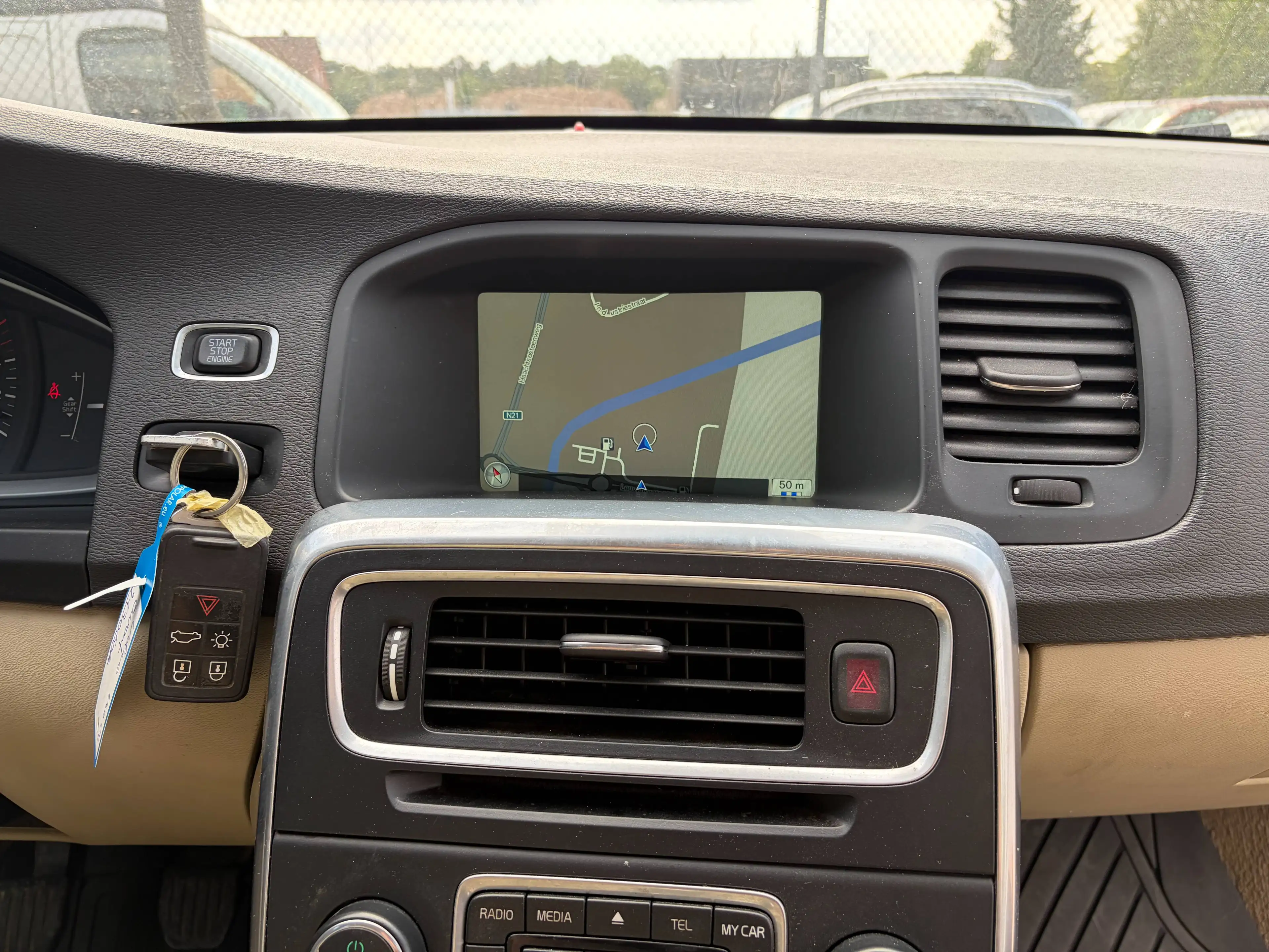 Volvo V60 Cross Country V60 Cross Country 2.0 D3 Summum — photo 13
