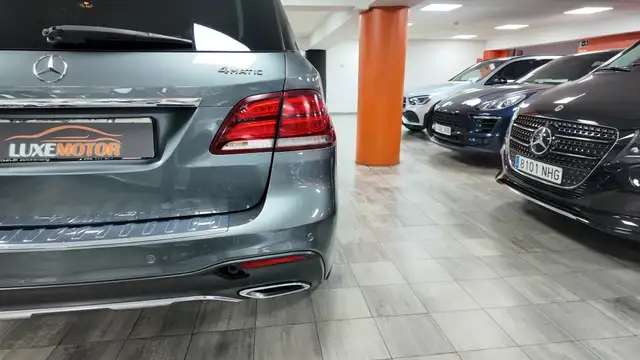 Mercedes-Benz GLE view 16