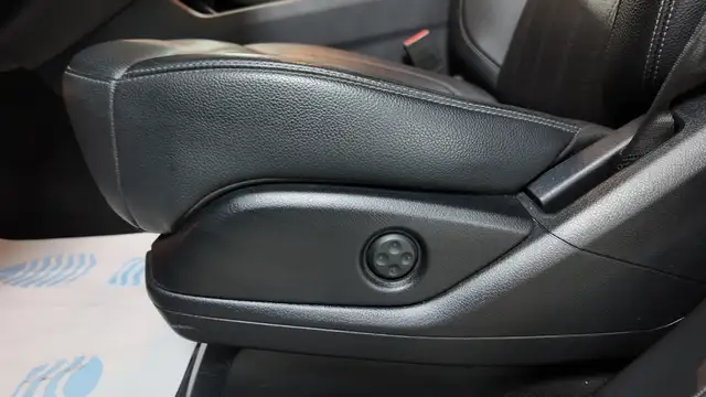 Mercedes-Benz GLE view 22