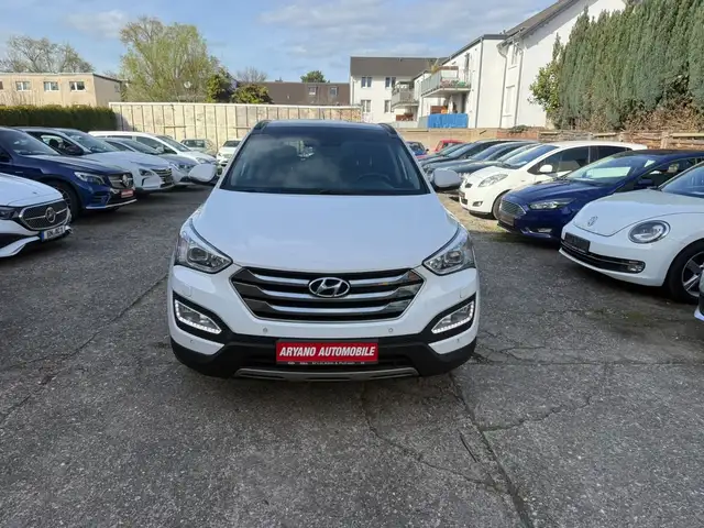 Hyundai SANTA FE Premium 4WD*Aut*Xen*Pano*Kamera*