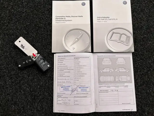 Volkswagen Golf view 8