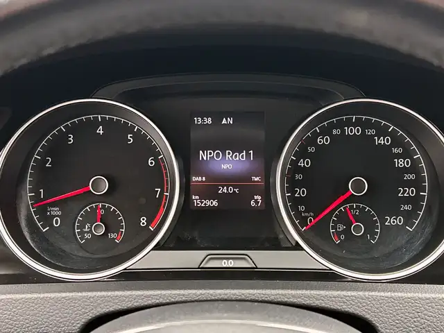 Volkswagen Golf view 18