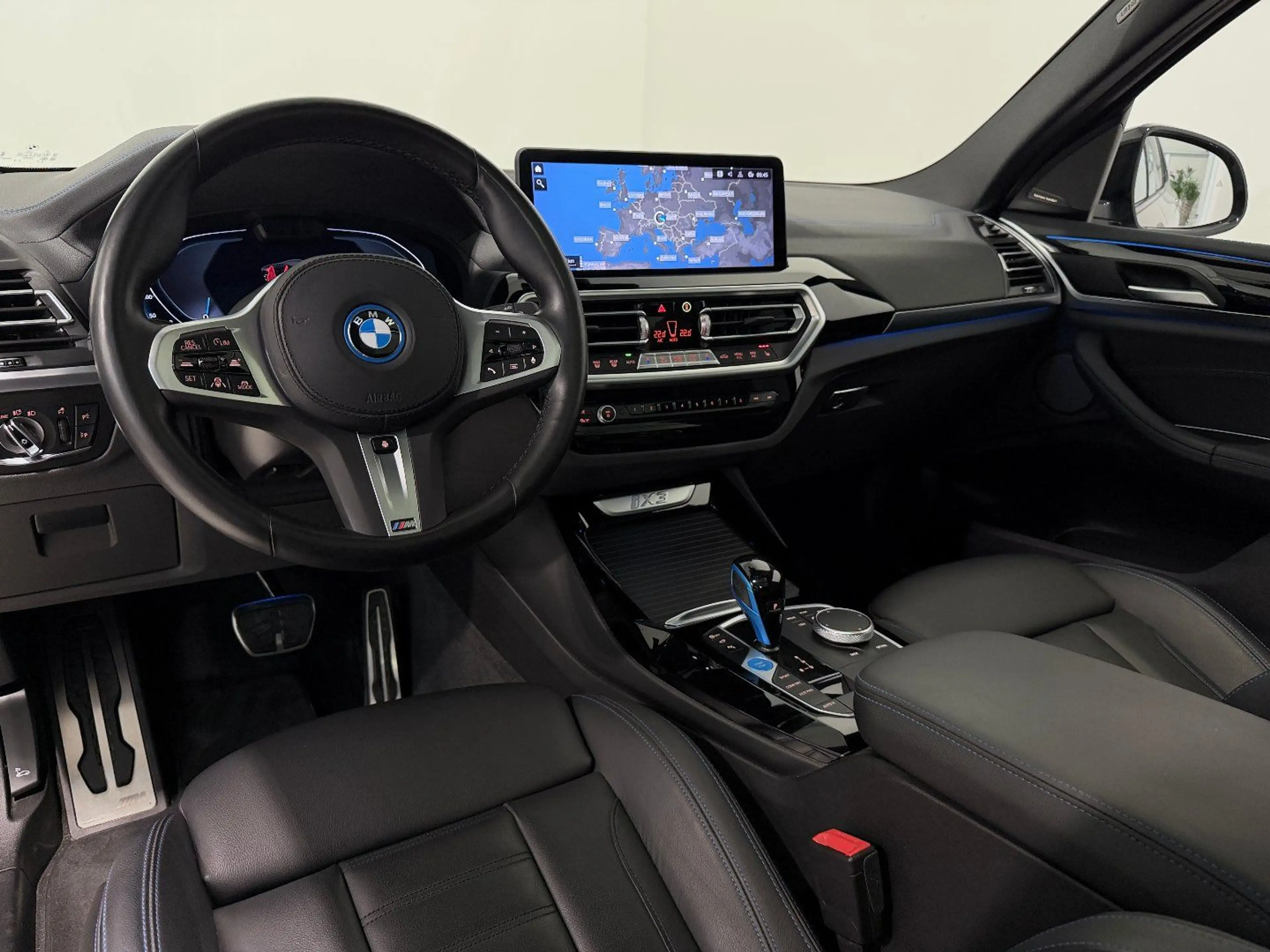 BMW iX3 LCI M-Sport Impressive/HEAD-UP/Panorama/AHK/360*G — photo 8