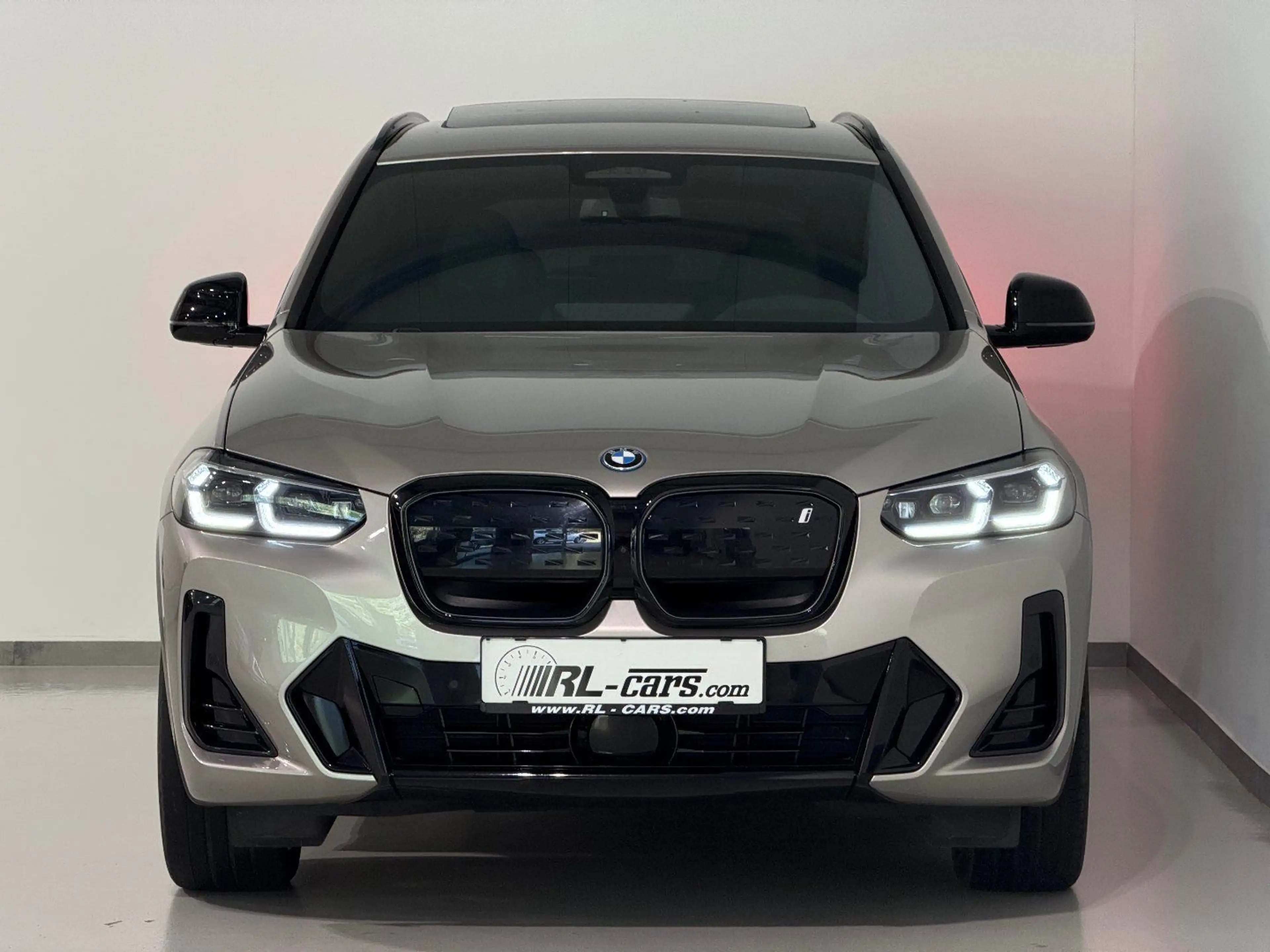 BMW iX3 LCI M-Sport Impressive/HEAD-UP/Panorama/AHK/360*G — photo 3